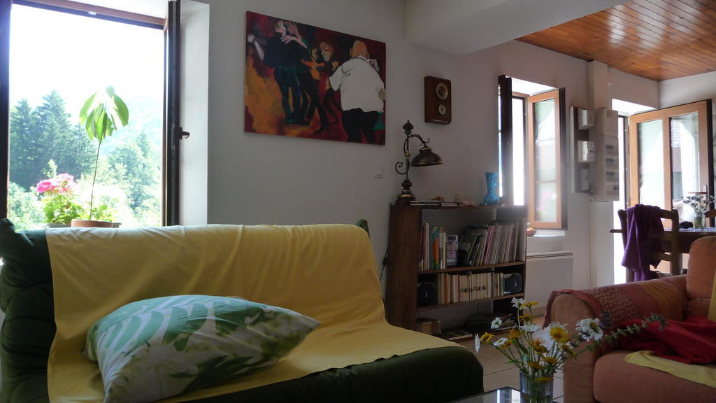 La Chouette A L'Heure Du Pinson Bed & Breakfast Saint-Pierre-d'Entremont  Екстериор снимка